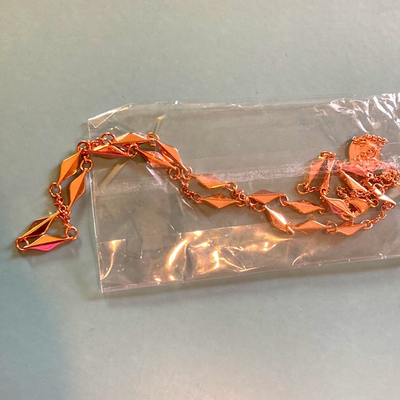 Rose gold necklace - Picture 3 of 10